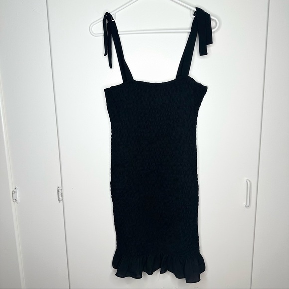 NWT Krisa Revolve Smocked Tank Mini Dress Black Size Large - Picture 3 of 8